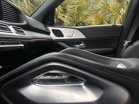 Used 2024 Mercedes-Benz GLE 350 4MATIC image 18