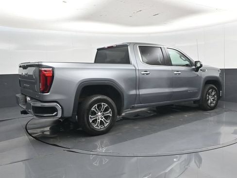Used 2024 GMC Sierra 1500 SLT RWD image 28