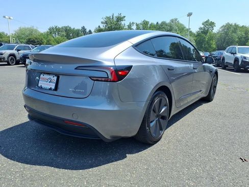 Used 2025 Tesla Model 3 Long Range AWD/4WD image 17
