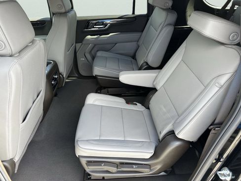 New 2026 GMC Yukon XL Elevation RWD image 19