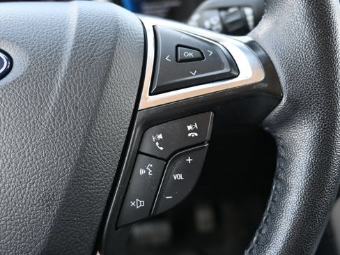 Used 2024 Ford Edge SEL AWD/4WD image 16