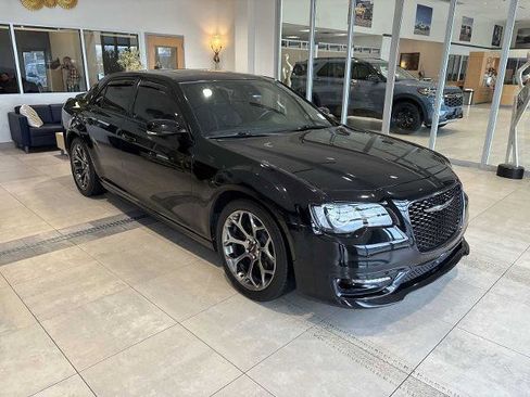 Used 2018 Chrysler 300 S w/ Safetytec Plus Group image 1