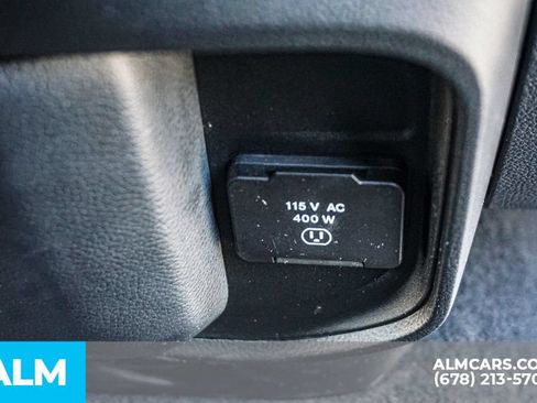 Used 2025 RAM 1500 Laramie AWD/4WD image 45
