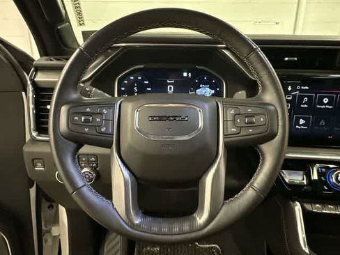 Used 2023 GMC Sierra 1500 Denali Ultimate image 8