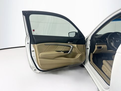 Used 2011 Honda Accord EX-L image 26