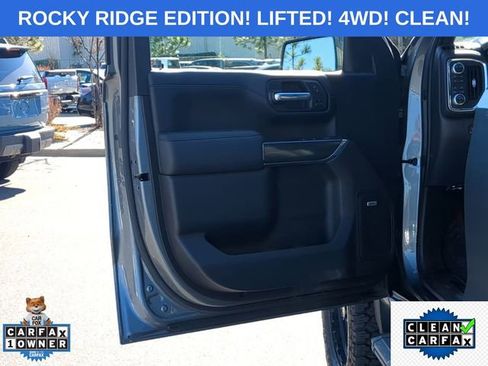 Used 2021 GMC Sierra 1500 AT4 w/ AT4 Premium Package image 15