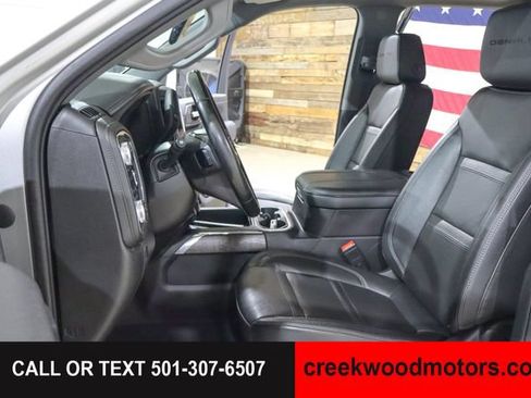 Used 2023 GMC Sierra 2500 Denali w/ Denali Ultimate Package AWD/4WD image 9