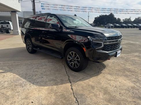 Used 2021 Chevrolet Tahoe Z71 w/ Z71 Signature Package image 7