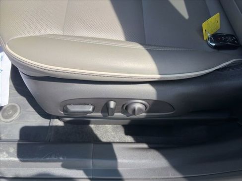 Used 2025 Buick Envista Avenir image 18