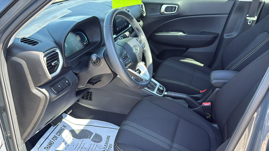 Used 2026 Hyundai Venue SEL FWD image 26