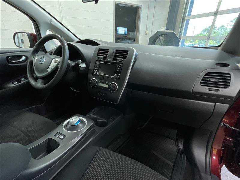 Used 2016 Nissan Leaf S w/ Charger Package FWD image 29