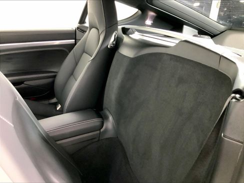 Used 2025 Porsche 718 Cayman RWD image 22