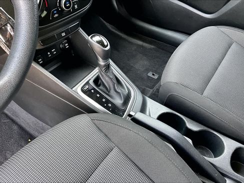 Used 2021 Hyundai Accent SE FWD image 17