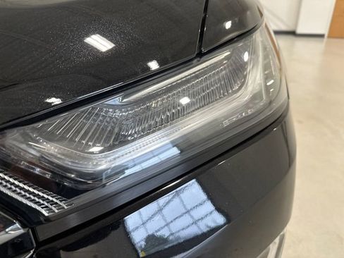 Used 2023 Chevrolet Traverse RS w/ LPO, Floor Liner Package image 14