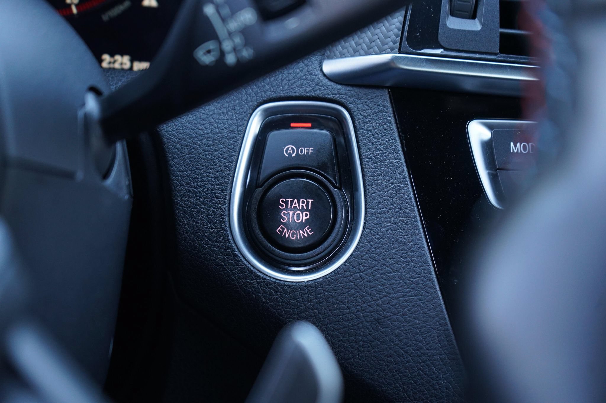Used 2018 BMW M2 RWD image 17