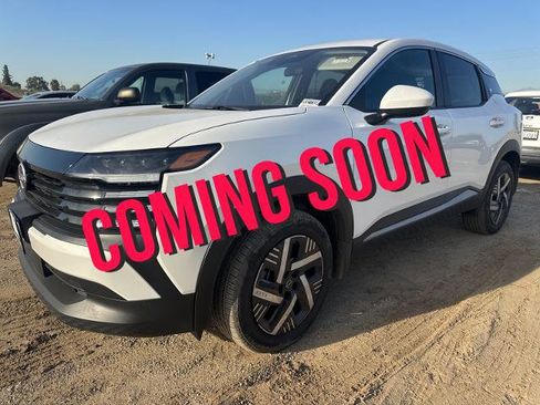 Certified 2025 Nissan Kicks SV image 1