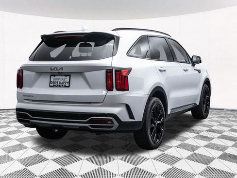 Used 2023 Kia Sorento SX image 10