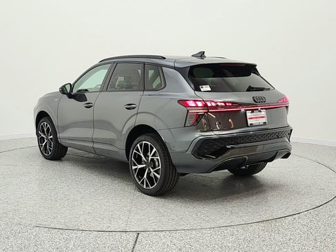New 2026 Audi Q3 quattro 2.0T image 7