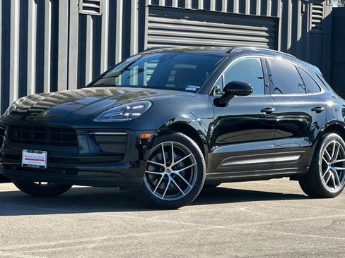 Used 2022 Porsche Macan image 1