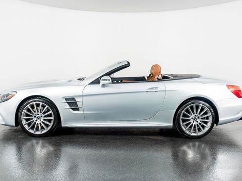 Used 2018 Mercedes-Benz SL 550 SL 550 image 16