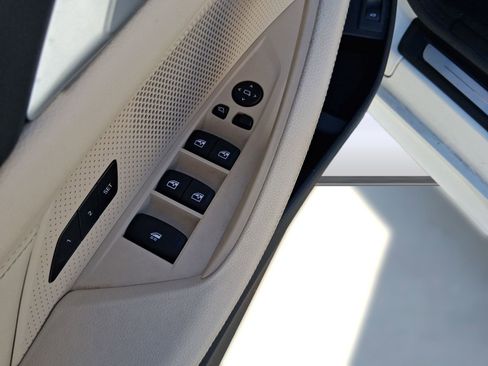 Used 2023 BMW 430i Convertible image 23