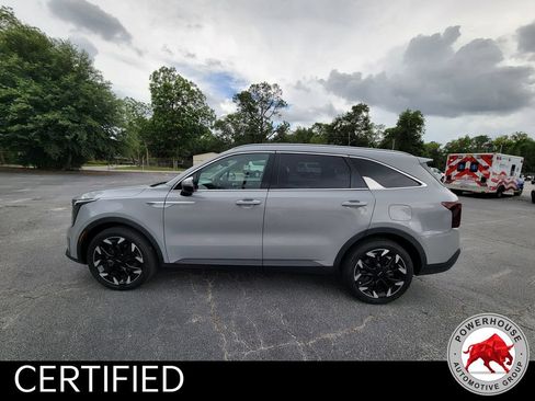 Used 2024 Kia Sorento SX FWD image 2