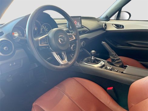 Used 2023 MAZDA MX-5 Miata Grand Touring image 9