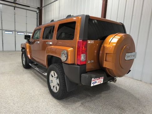 Used 2007 HUMMER H3 AWD/4WD image 8