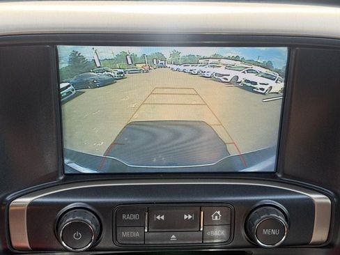 Used 2018 GMC Sierra 2500 Denali w/ Duramax Plus Package AWD/4WD image 22