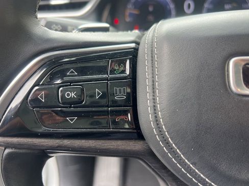 Certified 2021 Jeep Grand Cherokee L Overland w/ Luxury Tech Group IV AWD/4WD image 14