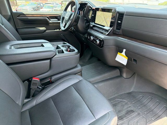 Used 2024 GMC Sierra 1500 SLT AWD/4WD image 24