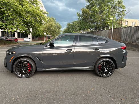 New 2027 BMW X6 M60i AWD/4WD image 2