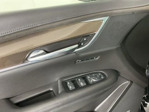 Used 2019 Cadillac XT5 Platinum AWD/4WD image 13