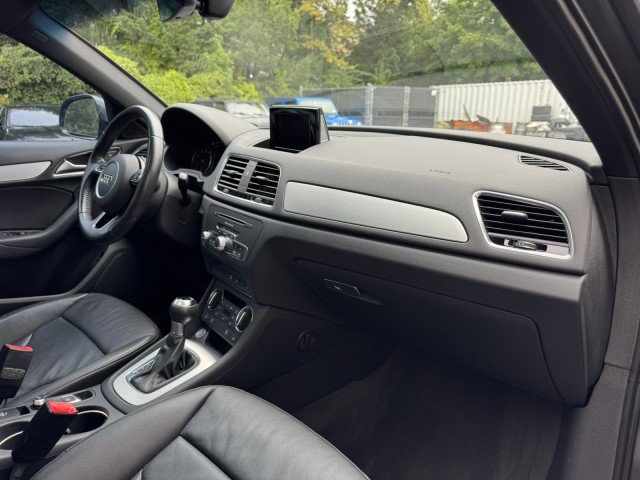 Used 2018 Audi Q3 2.0T Premium FWD image 36