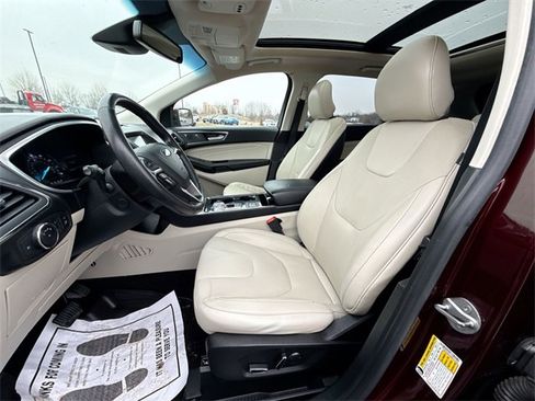 Used 2019 Ford Edge Titanium w/ Equipment Group 301A image 15