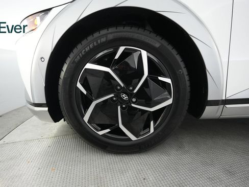 Used 2024 Hyundai Ioniq 5 Limited RWD image 19