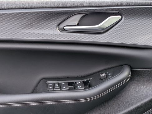 Used 2023 Jeep Grand Cherokee L Laredo image 12