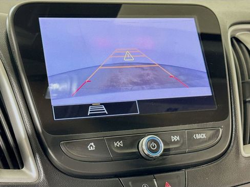 Used 2024 Chevrolet Malibu LT image 11