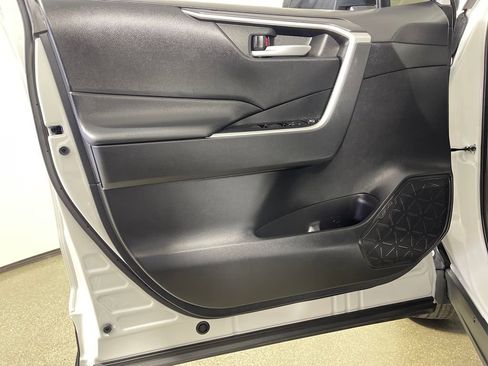 Certified 2023 Toyota RAV4 XLE Premium image 17