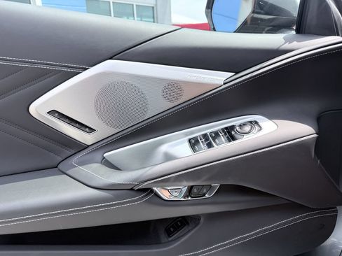 Used 2024 Chevrolet Corvette Z06 RWD image 12