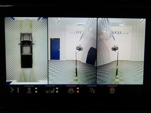 Used 2025 GMC Sierra 2500 AT4 w/ AT4 Premium Plus Package image 20