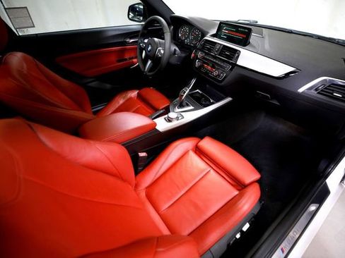 Used 2018 BMW M240i Coupe RWD image 5