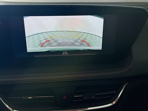 Used 2025 Buick Encore GX Preferred image 23