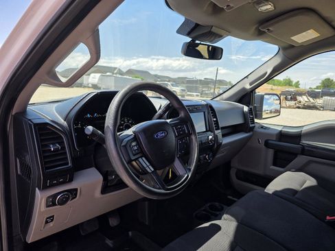 Used 2019 Ford F150 XL w/ Equipment Group 101A Mid AWD/4WD image 8
