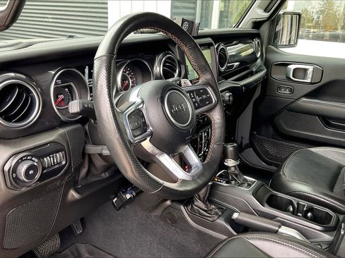 Used 2021 Jeep Wrangler Unlimited Rubicon w/ Trailer Tow Package image 14