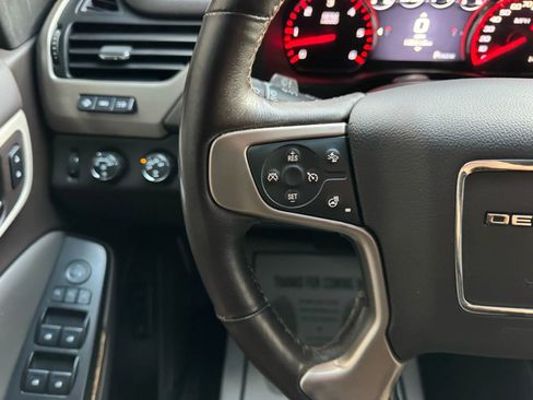Used 2016 GMC Yukon Denali w/ Open Road Package image 31