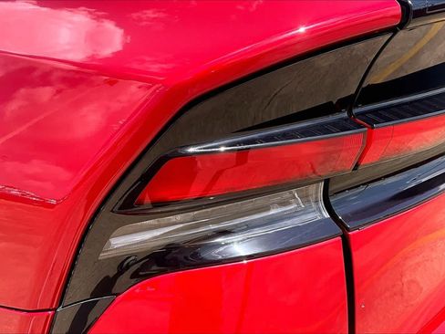 Used 2023 Toyota Prius XLE FWD image 28