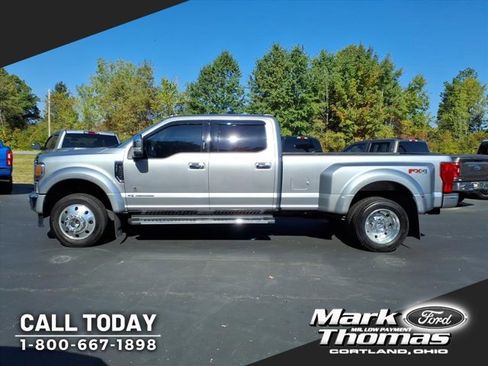 Used 2020 Ford F450 Lariat w/ Lariat Ultimate Package image 2