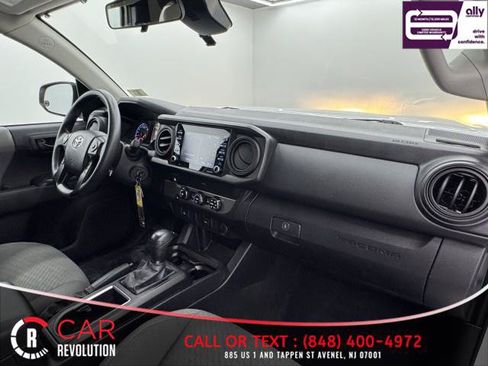Used 2021 Toyota Tacoma SR RWD image 43