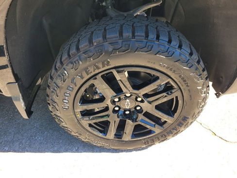 New 2026 Chevrolet Silverado 1500 Custom Trail Boss w/ Midnight Edition image 12